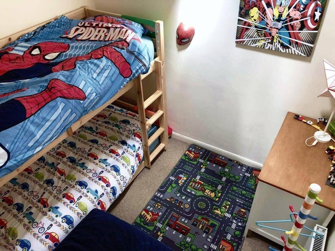 Bedroom 3, Yr Hen Siop, Conwy