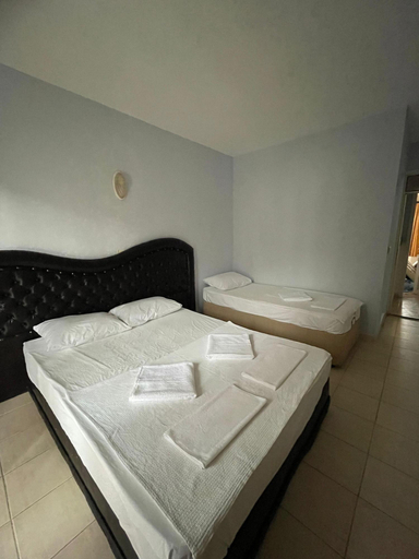 Bedroom 2, Moonlight Apart Hotel, Ortaca