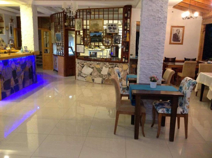 Food & Drinks 4, Hotel Mola, Marmara