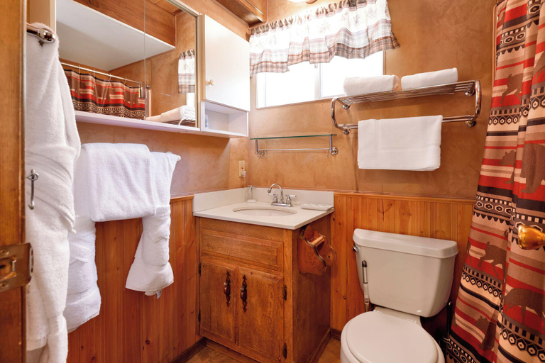 Bathroom, Three Bears Cabin #1574, San Bernardino