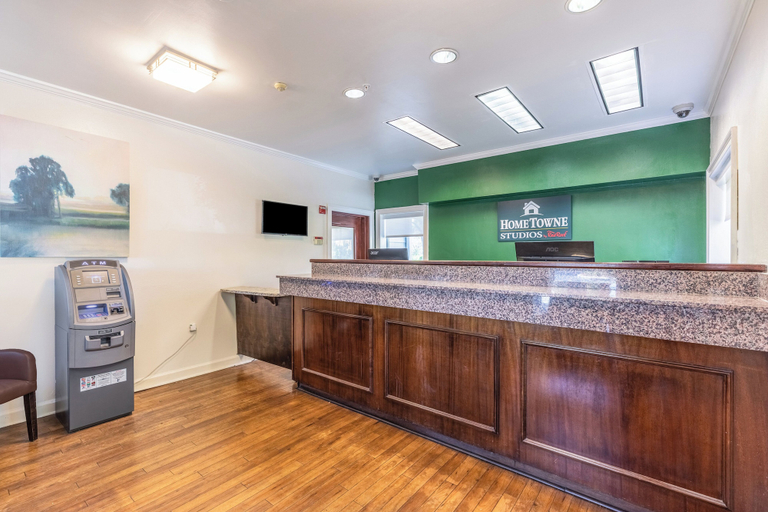 Others 4, HomeTowne Studios by Red Roof Orlando - Casselberry, Seminole