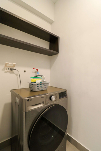 Room 3, w Enchanting 1BR w Balcony in Prime Miraflores, Lima