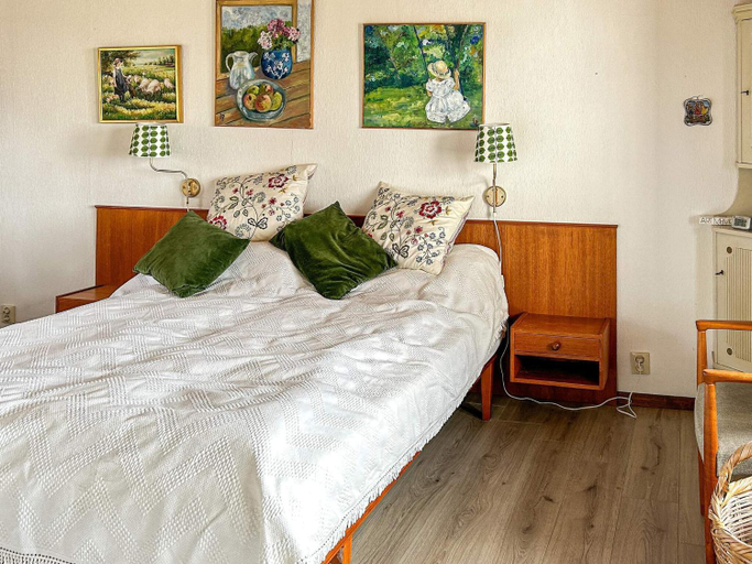 Bedroom 2, person holiday home in Laholm-By Traum, Laholm