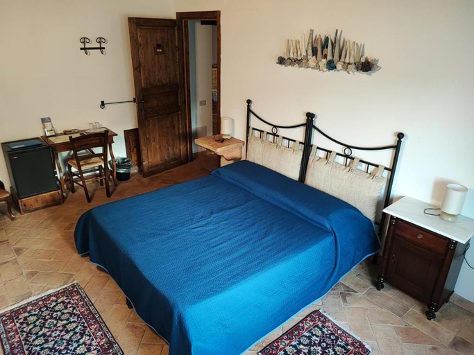 Bedroom 2, Casale Le Orme, Perugia