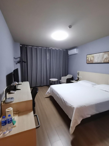 Bedroom 3, Jinjiang Inn Xinxiang Train Station, Xinxiang