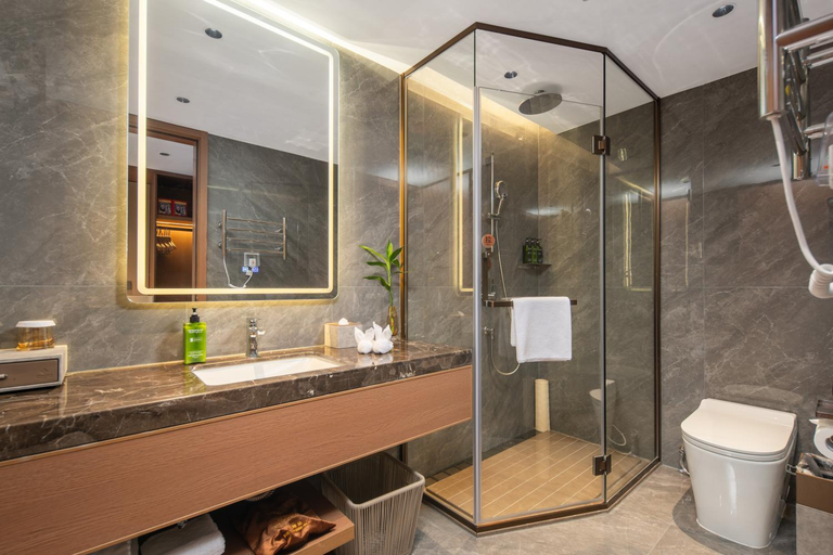 Bathroom 4, Jinling Jingyuan Plaza Nanjing, Nanjing