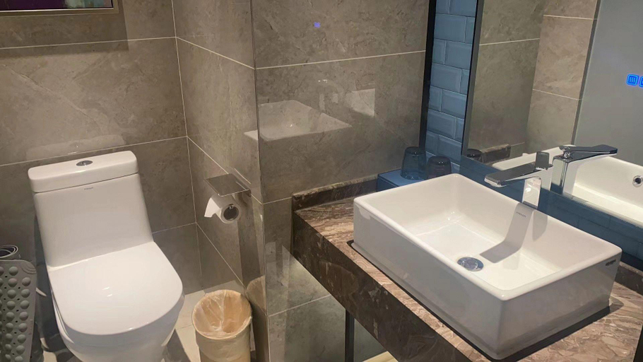 Bathroom 3, Echarm Hotel (Shenyang Beiyilu Wanda Plaza Shenyang Station), Shenyang
