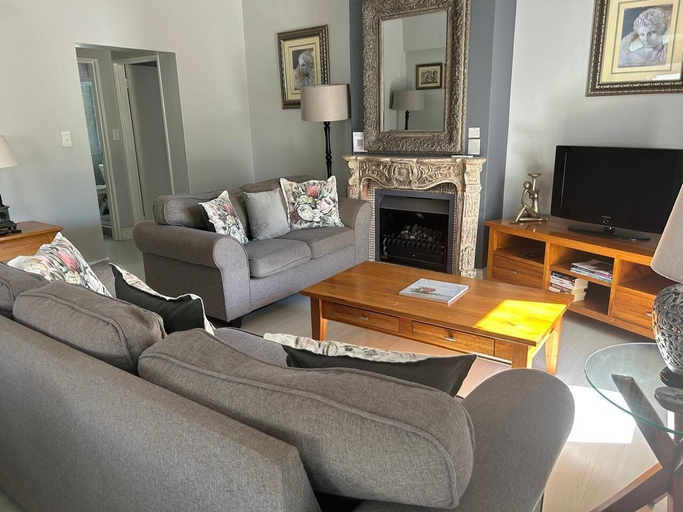 Bedroom 3, Lemon Tree Cottage, Cape Winelands