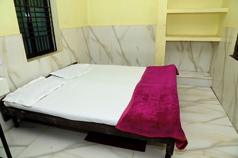 Room 4, Sai Shakti Guest House, Khordha