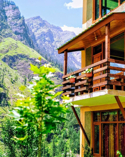 Balcony, Yland Hotel Apple Tree, Kullu