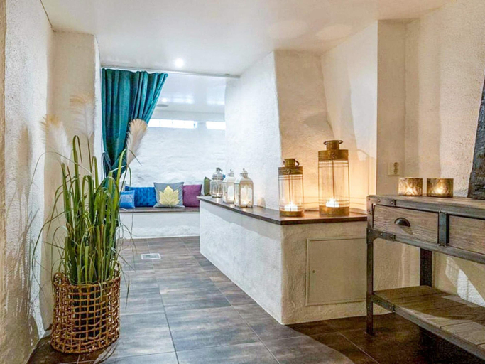 Others 5, Room With Free Breakfast and spa Bath, Göteborg