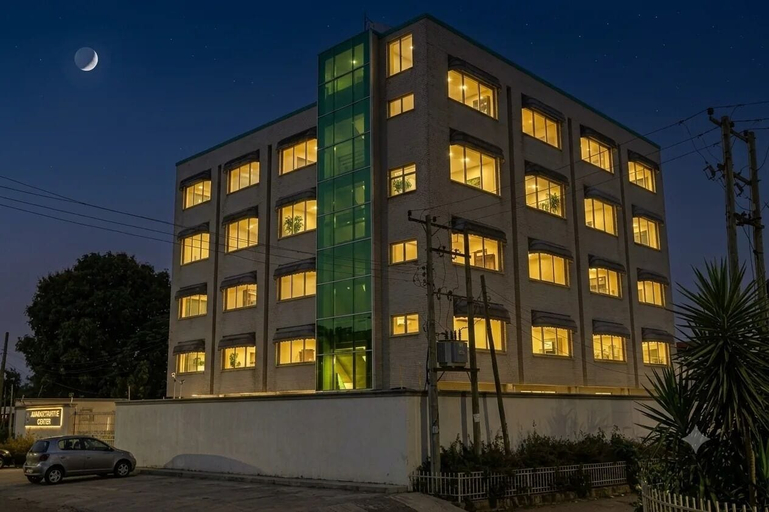 Exterior 3, Big Z Hote, Addis Abeba