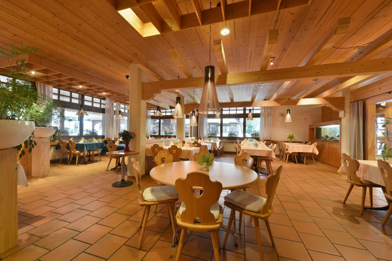 Food & Drinks 5, Hotel Sternen Budget, Obersimmental