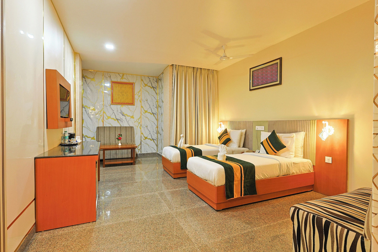 Bedroom 2, Hotel Silk City, Varanasi