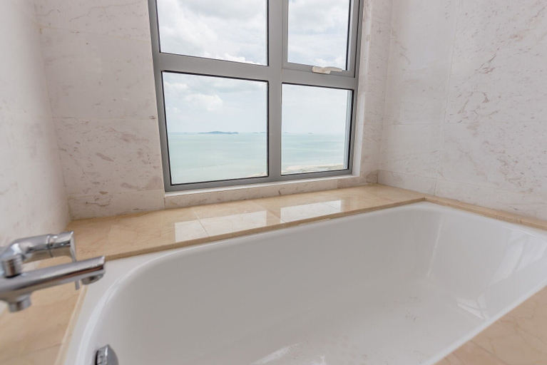 Bathroom 4, Silverscape Executive Melaka by I Housing, Malacca City