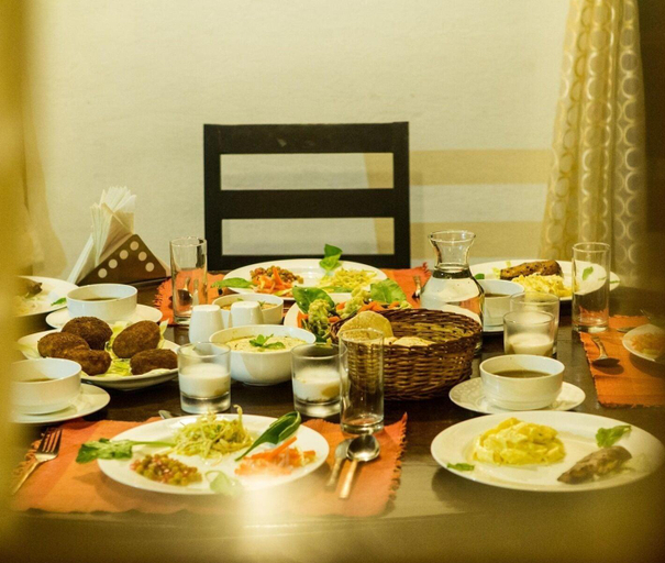 Food & Drinks 5, Fredy S Bunagalow, Nainital