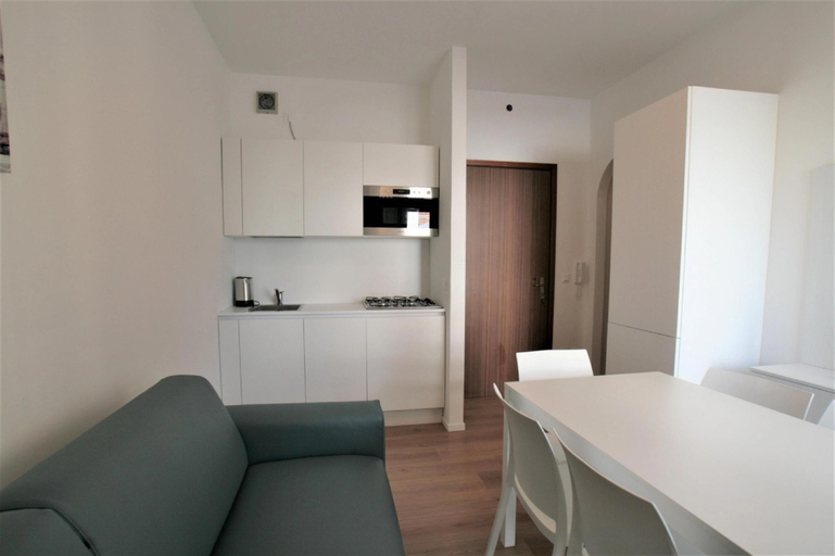 Kitchen 4, Comfy apartment near Piazza Torino, Venezia