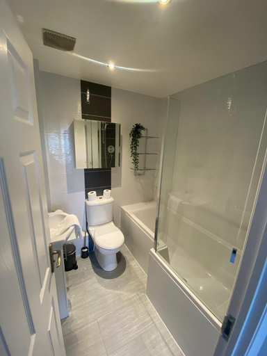 Bathroom 3, New Build Dickins Heath, Solihull