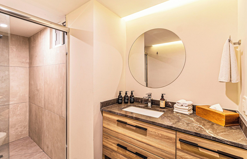 Bathroom 4, Kukun Grand Chapultepec, Mexico City