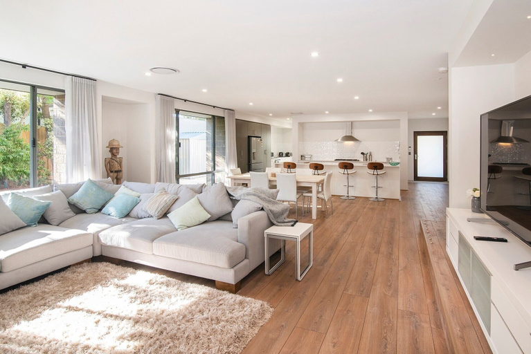 Others 1, The Milly, Busselton