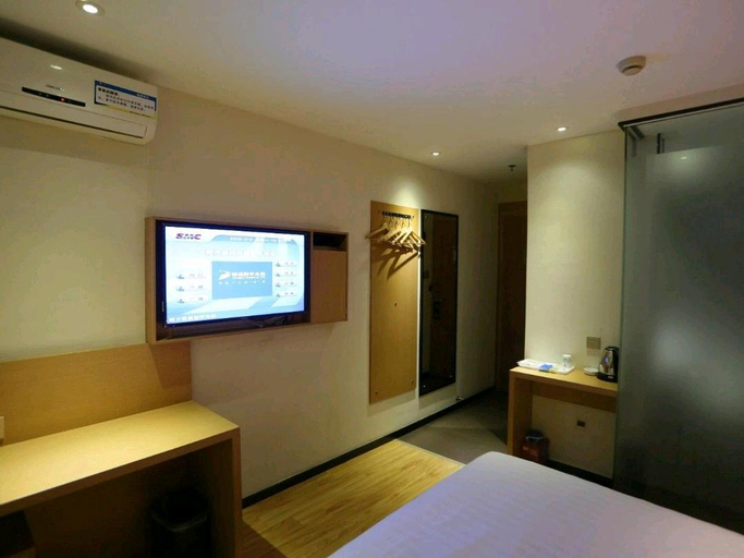 Bedroom, 7 Days Inn Yunfu Luoding Central, Yunfu