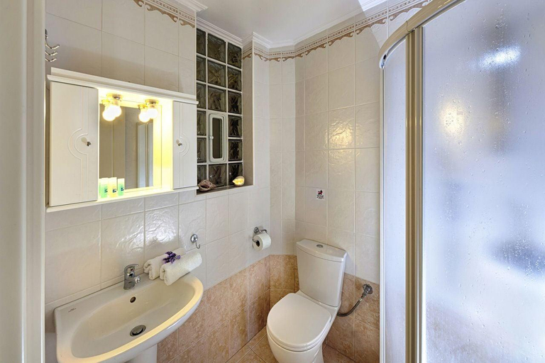 Bathroom 5, Antouanetta Apartments, South Aegean