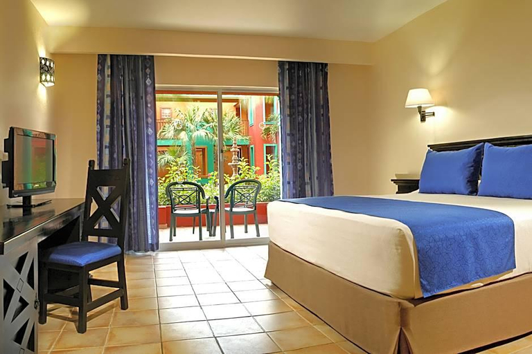Bedroom 3, Catalonia Playa Maroma - All Inclusive, Cozumel