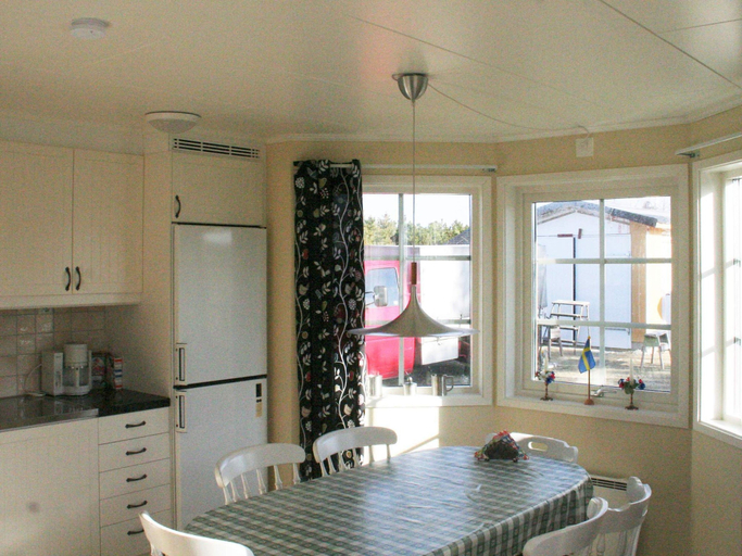 Others 4, 4 Person Holiday Home in Tvaaker, Varberg
