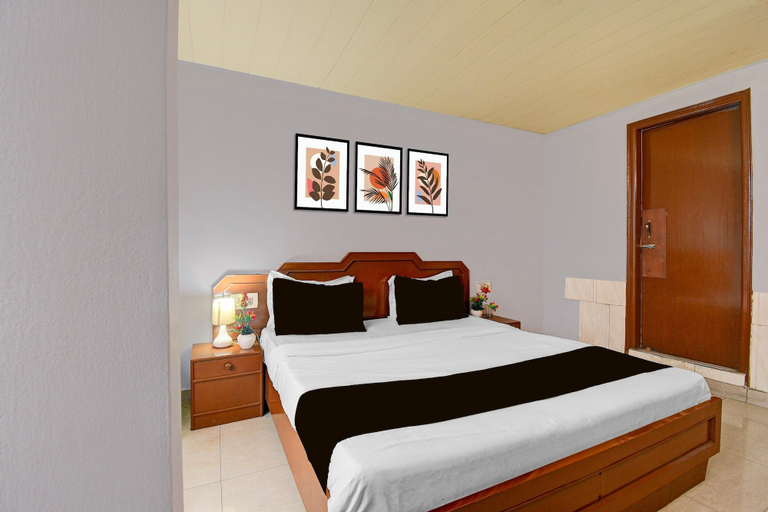 Room 2, Deluxe Hotel Shan, Jaipur