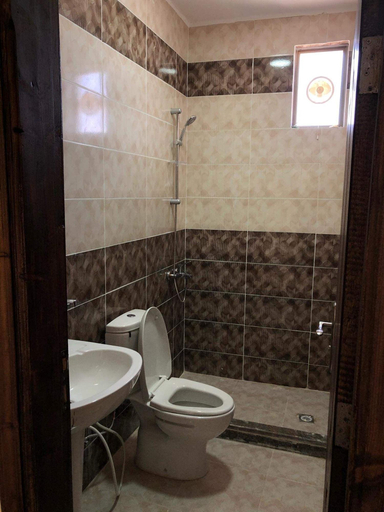 Bathroom 4, Rakan Apartment, Wadi Musa
