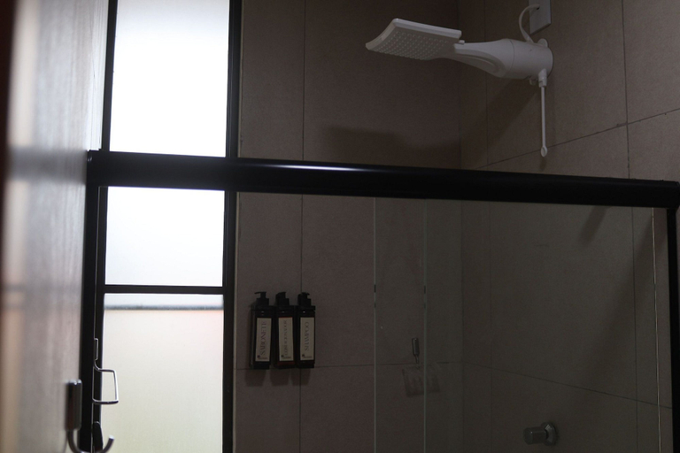 Bathroom 2, MHV Milagres - Manah B 212 & B 211, São Miguel dos Milagres