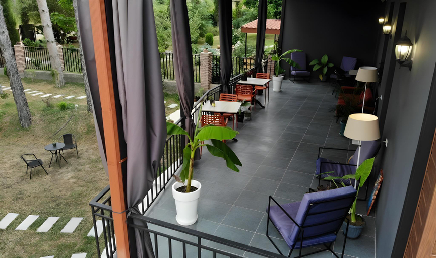 Others 4, Hotel უცხო-utskho, Telavi