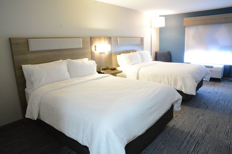 Bedroom 5, Holiday Inn Express ATHENS by IHG, McMinn
