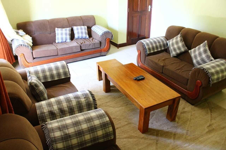 Public Area, Suswa 7 Sunset, Kisauni