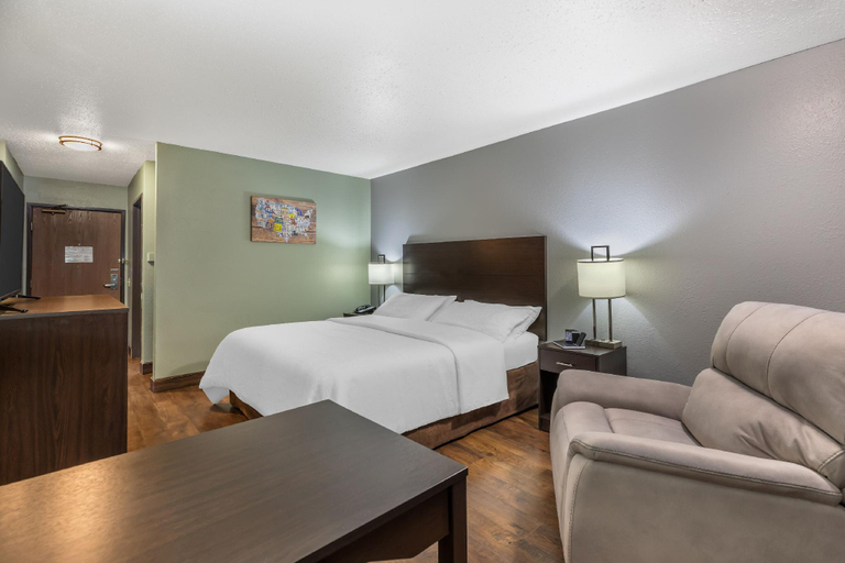 Others 5, HOTEL FUZION INN & SUITES, Albany