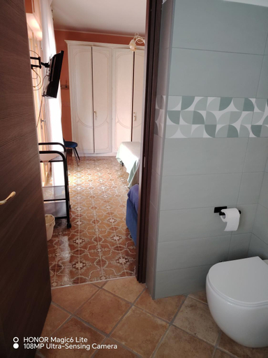 Bathroom 2, MARA E MONTI, Teramo