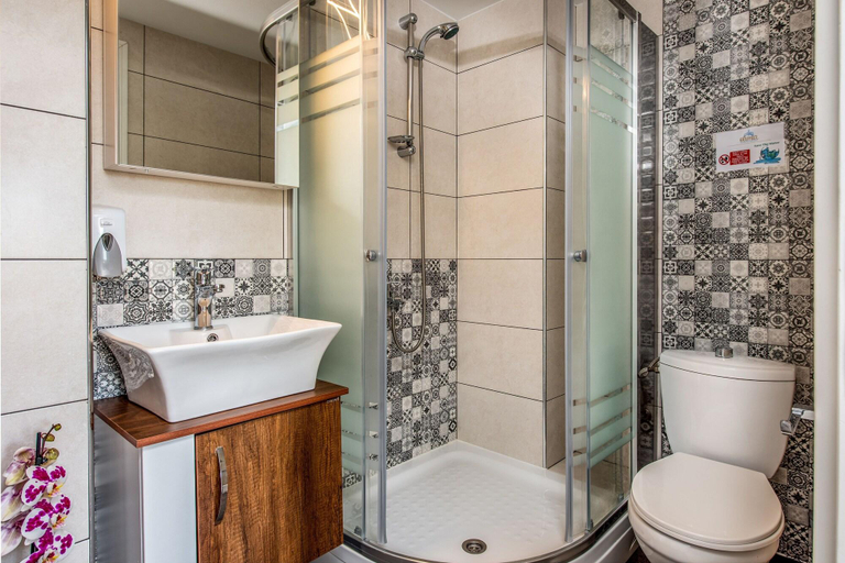 Bathroom 4, Elimia Suites Studios, Crete