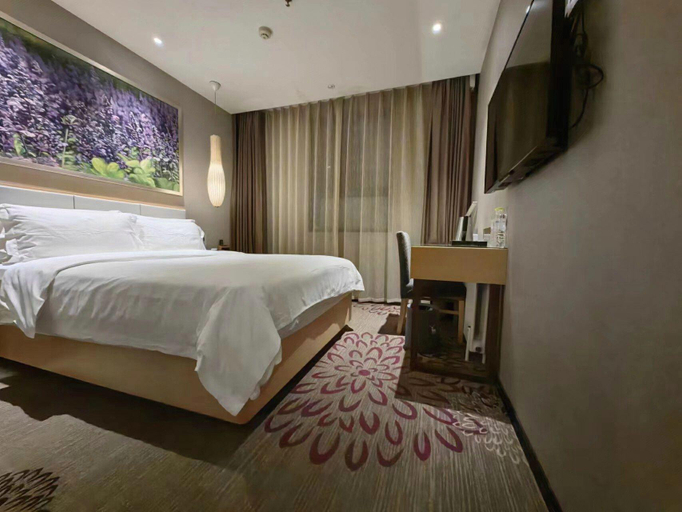 Bedroom 2, Lavande Hotel Jinan Quancheng Road Baotu Spring Branch, Jinan