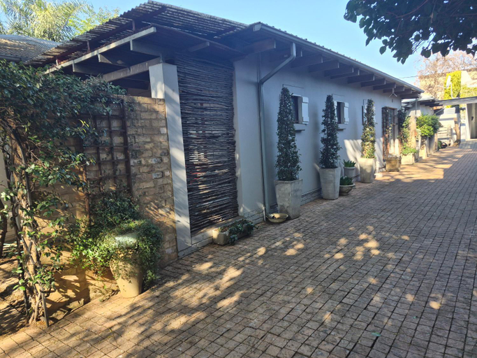 Exterior & Views 1, Ambiance Guesthouse, City of Tshwane