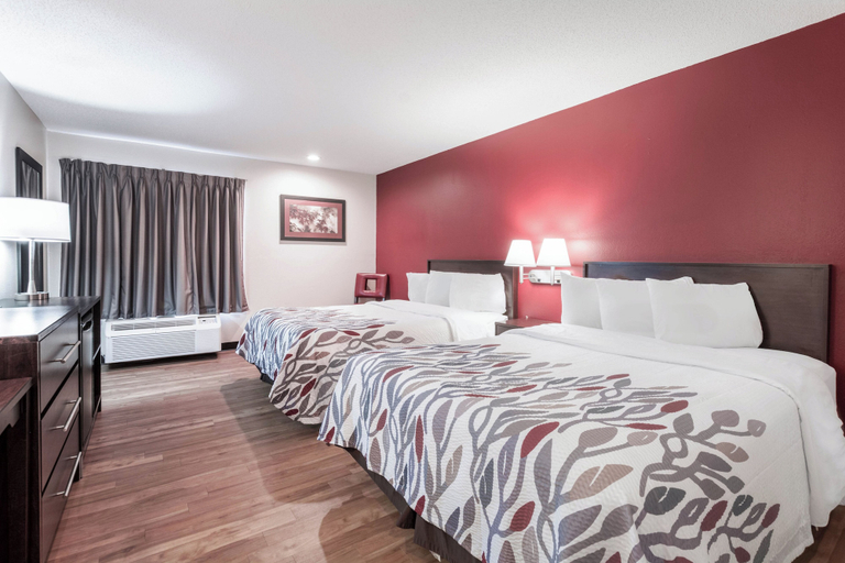 Bedroom 3, Red Roof Inn Richmond, KY, Madison