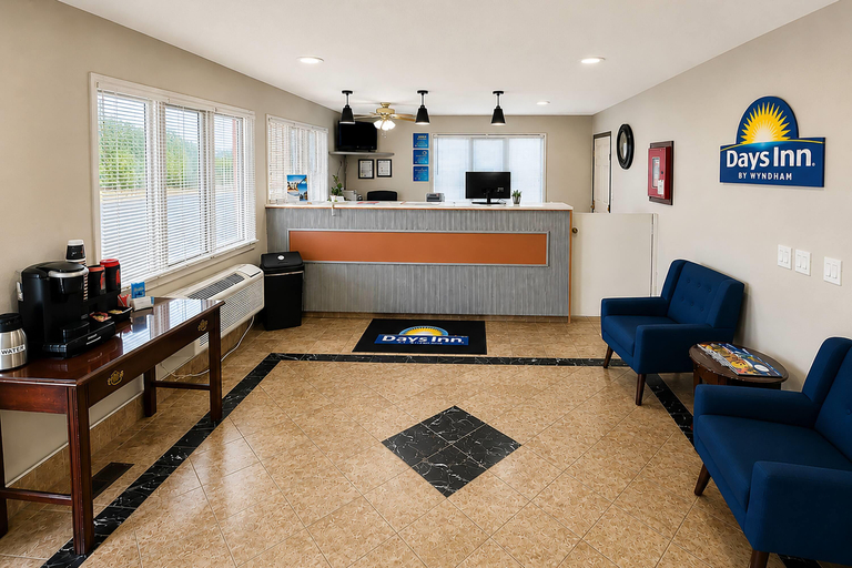Public Area 2, Days Inn by Wyndham Denison IA, Crawford