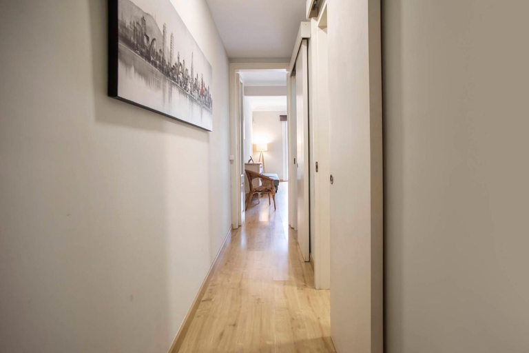 Others 4, 23par1007 Enjoyable 3 bedroom apartment, Barcelona