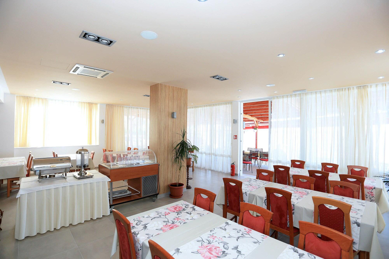 Food & Drinks 5, Pension Augustino, Ražanac