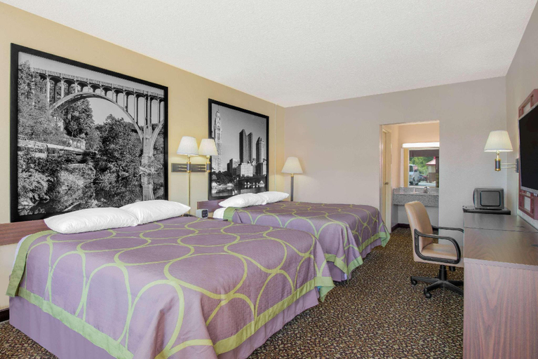 2, Ashland inn & suites, Ashland