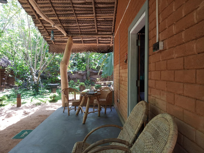 Bedroom 2, Sandalwood Cottage, Embilipitiya