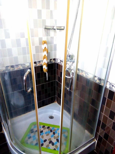 Bathroom 5, Bella Shared Apartment, Dagoretti North