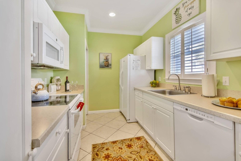 Public Area 3, Coral Palm By Avantstay Key West Walkable Gated Co, Monroe