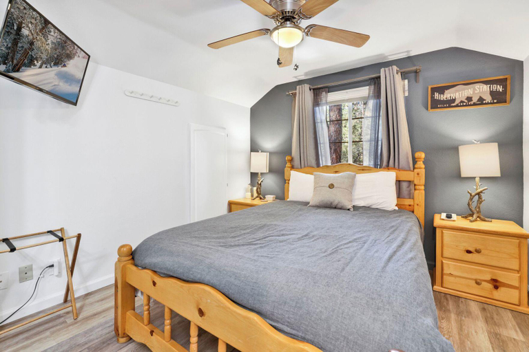 Bedroom 3, Apres Chalet #2364, San Bernardino