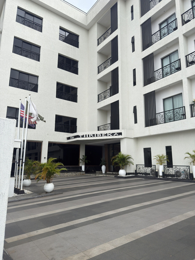 Exterior & Views 1, THE THRIBEKA INTERNATIONAL HOTEL, Oshimili South