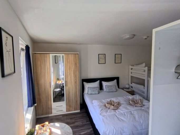 Room 5, Haus zum Rütli, Plessur